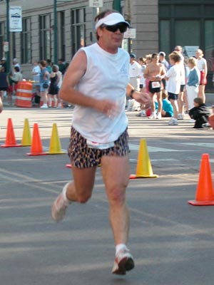 Larry Miller - Running Sailing Shoes 10K in 2002 Larry Miller - Running Sailing Shoes 10K in 2002